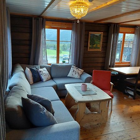 Storhaugen Gard Villa Lom Luaran gambar